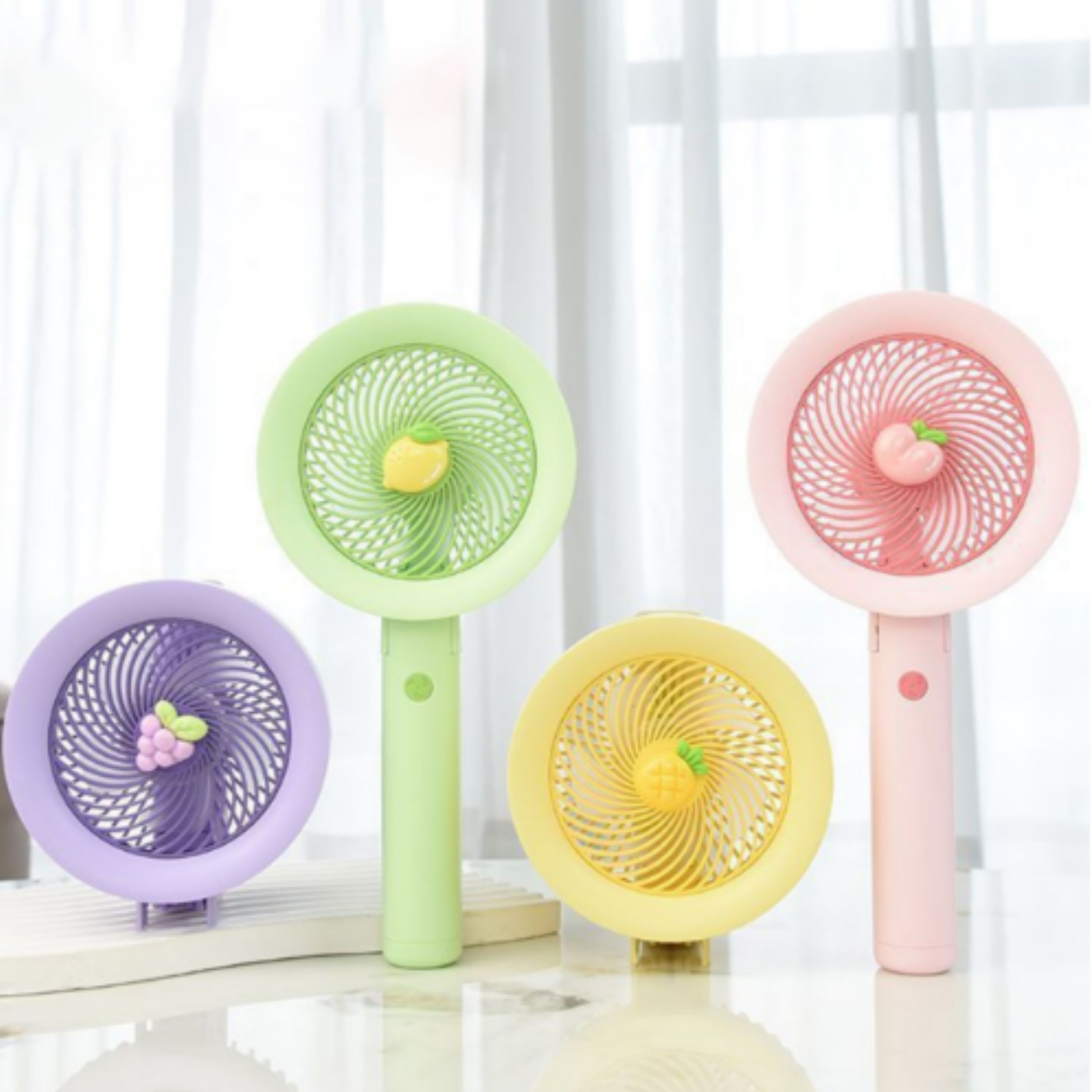 Ventilador Recarregável com Suporte para Celular - Conforto em Qualquer Lugar