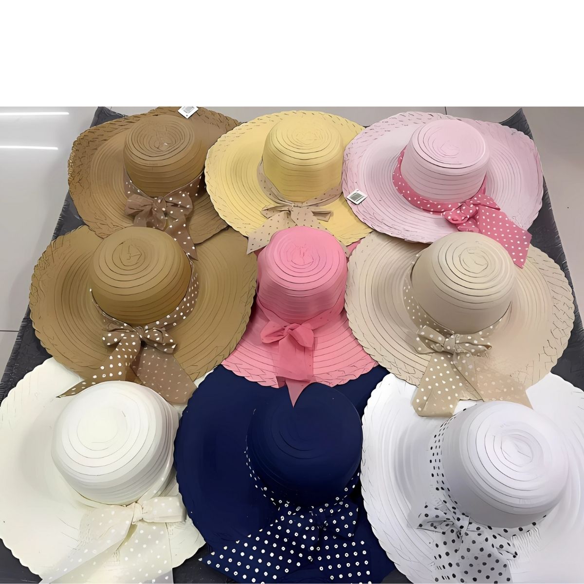 Chapéu de Praia Feminino com Toque de Elegância