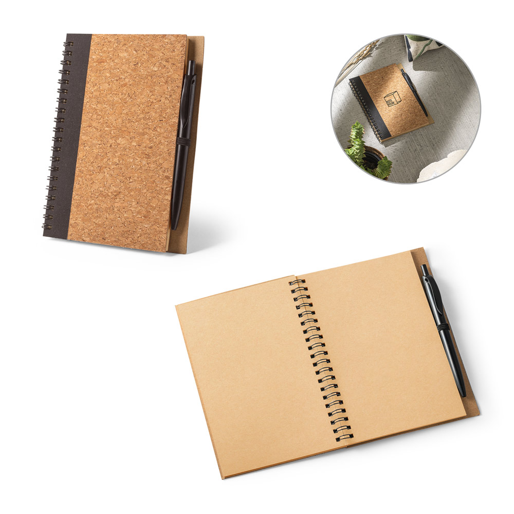 Caderno B6 de capa dura em cortiça e PET 100% reciclado, com páginas lisas recicladas