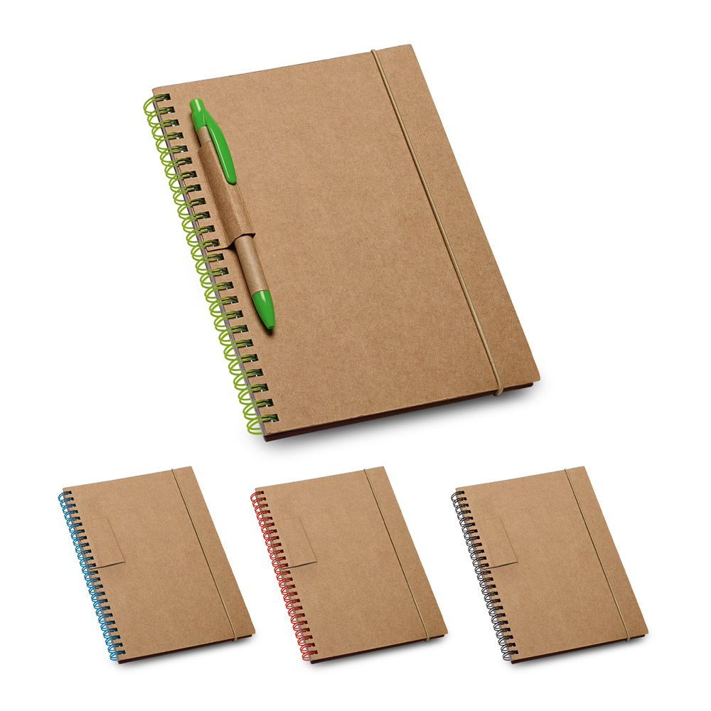 Caderno B6 de capa dura em cartão, com páginas pautadas recicladas